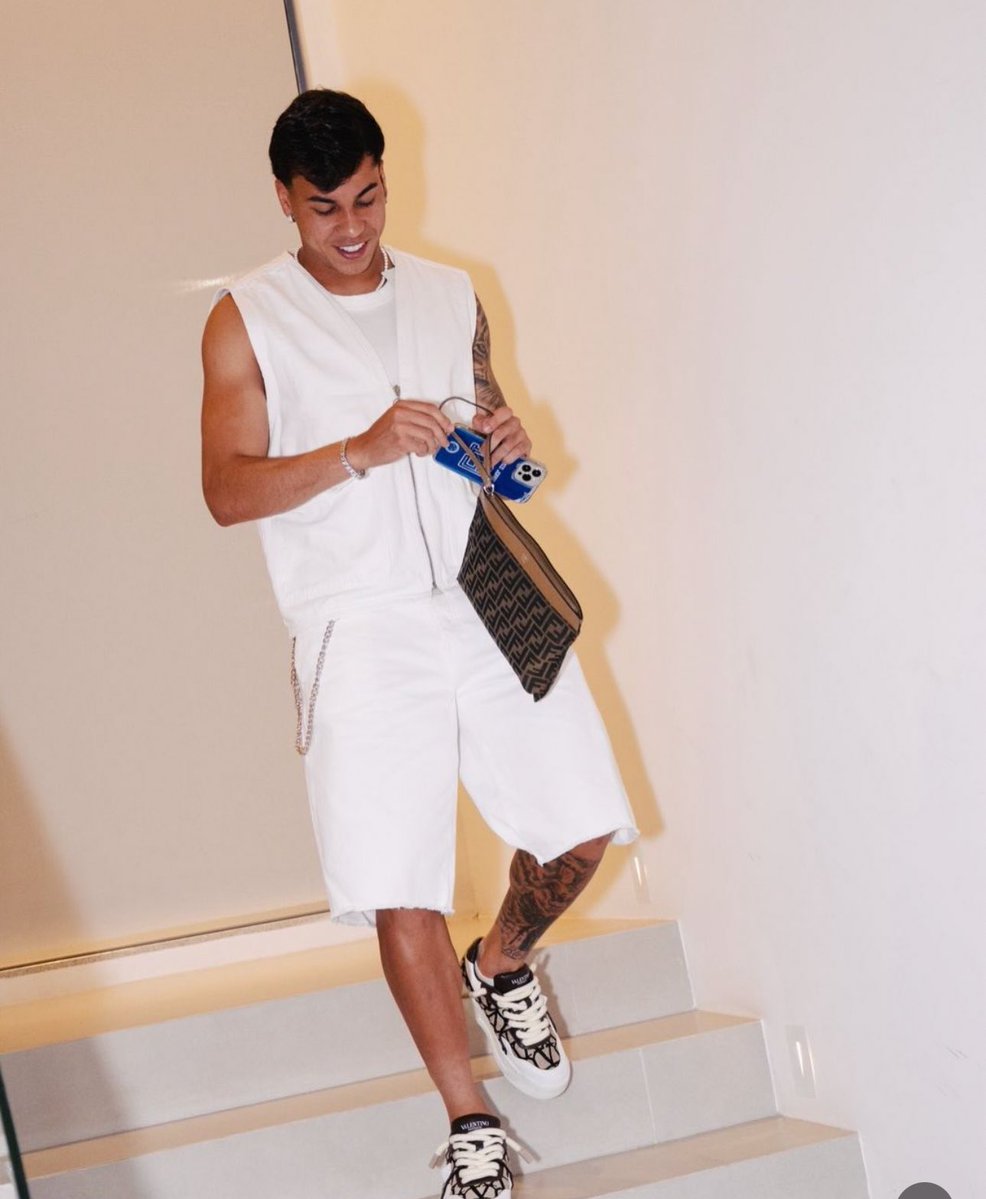 cruweiro's tweet image. detalhes