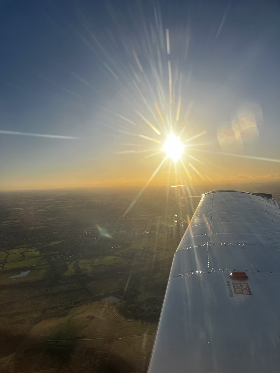AviateAddict's tweet image. Today, 4 Sorties covering Stalling, Slow Flight, Steep Turns, 
Climbing &amp;amp; Descending . Navigation with Diversion finished off with Circuit Session .
#FlightInstructor #Aviation