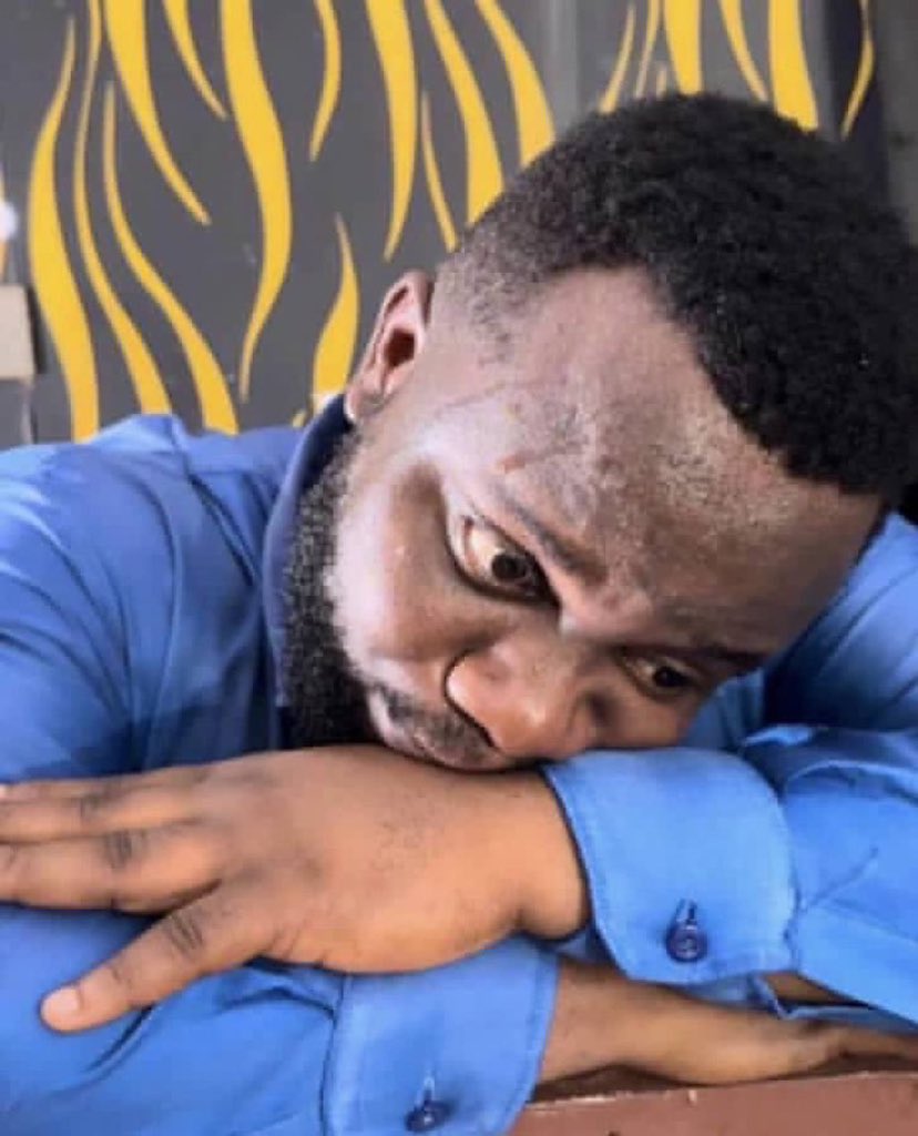 aka_raphcodder's tweet image. Do me Smtin