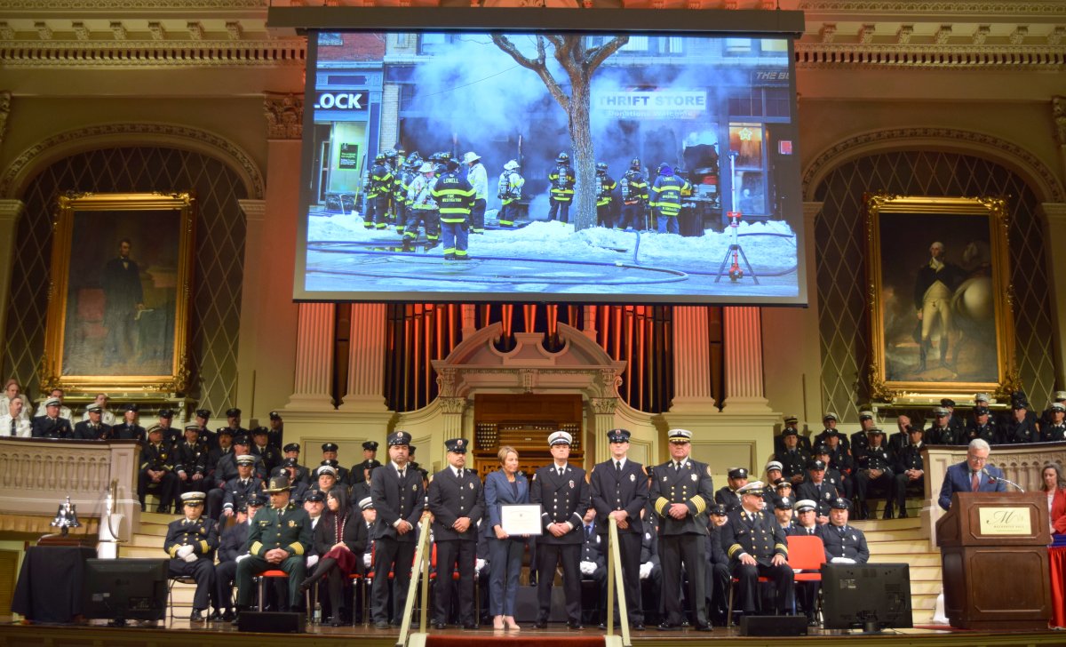 Four members of Lowell Fire Dept were honored at the 2025 State Firefighter of the Year Ceremony with the Gov's Group Citation for Meritorious Conduct
Congratulations to Temp Ofc Da Silva, FF Nadeau, Lt Dexter, FF Jimenez - your actions exemplify the very best of public service
