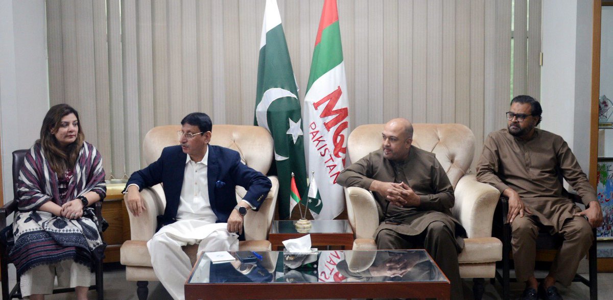 allaboutmqm's tweet photo. ایم کیو ایم پاکستان کے مرکز بہادر آباد پر سینئر مرکزی رہنماء سید امین الحق اور قائد حزبِ اختلاف سندھ اسمبلی علی خورشیدی سے جامعہ کراچی ٹیچرز سوسائٹی کے صدر سید غفران عالم اور پروفیسر ڈاکٹر فرذانہ شاہین کی سربراہی میں وفد کی ملاقات

@SyedAminulHaque @MQMPKOfficial https://t.co/awPYZE4DUY