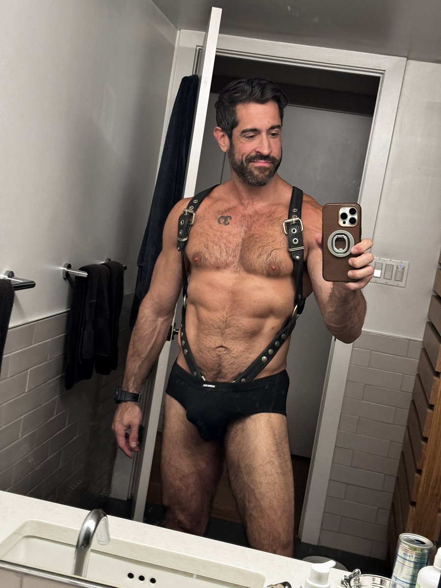 What are you wearing to thanksgiving dinner?
