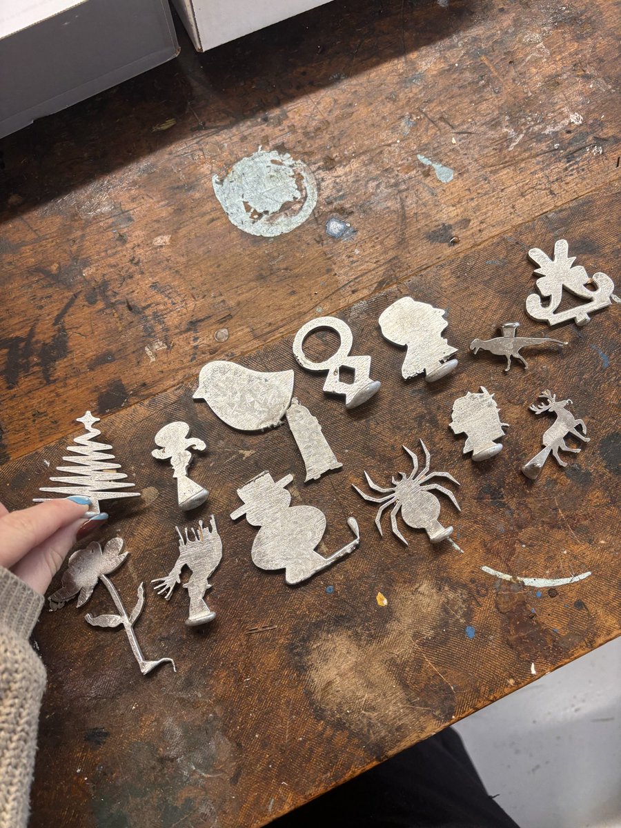 Miss Longshaw tweet media