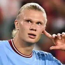 Chris__Pro's tweet image. Τι έπαθε σήμερα αυτός, κοιμήθηκε?
#Haaand #MCILEV 
#ManchesterCity