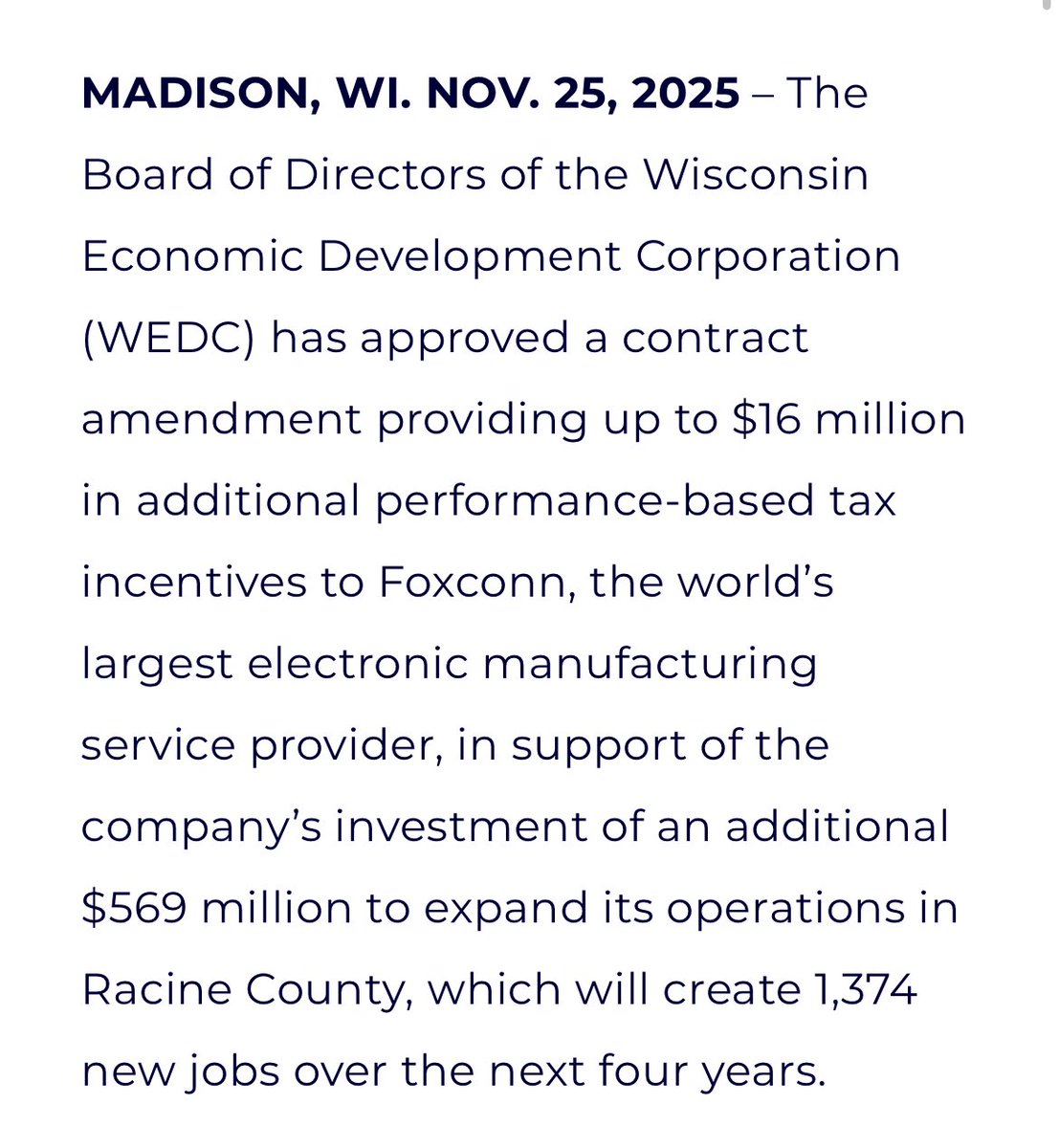 mattsmith_news's tweet image. WEDC announces Foxconn will add 1,374 jobs over the next 4 years to expand its operations in Southeast Wisconsin. The company says it will be making AI servers