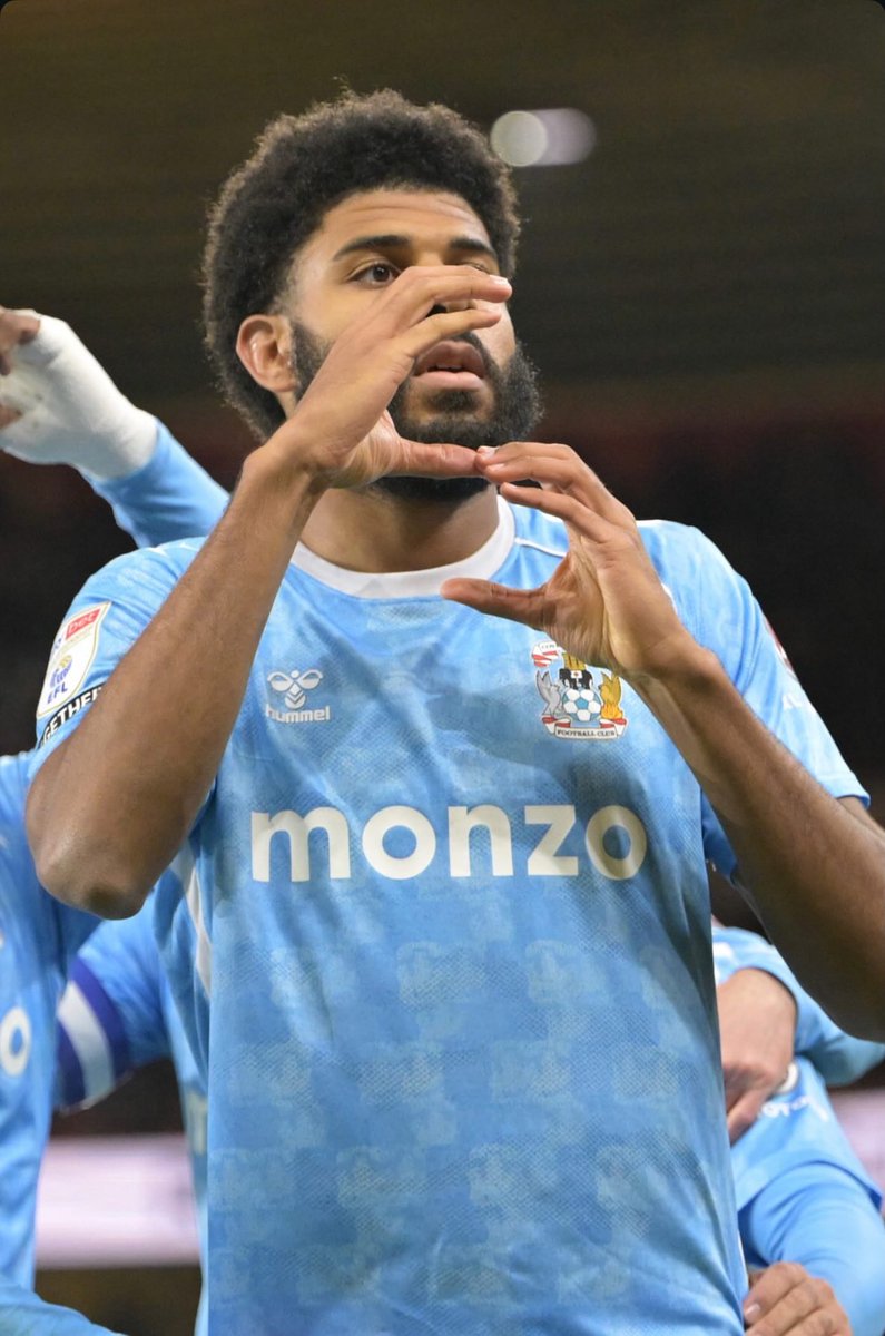 AllThingSkyBlue's tweet image. Ellis Simms appreciation post.

UNPLAYABLE tonight.

#PUSB