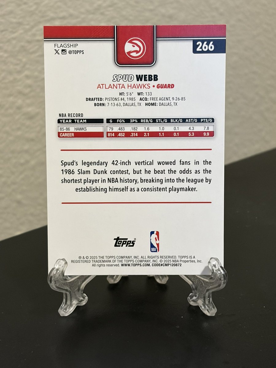 sportscollectFL's tweet image. 2025 Topps Spud Webb

Spud Webb Career Stats &amp;amp; Highlights
•12 seasons
•9.9 PPG
•5.3 APG
•2.1 RPG
•1,742 assists w/ Sacramento (franchise leader at the time)
•1986 Slam Dunk Contest Champion 🏆
#SpudWebb #NBA #thehobby