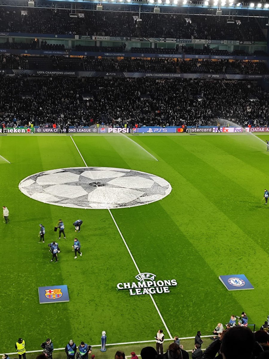 GS_ticket's tweet image. من مقاعدنا في مباراة اليوم 

#تشلسي * #برشلونة في #دوري_أبطال_أوروبا 

في ملعب الستامفورد بريدج 

للحجز لمباراتكم القادمة التواصل معنا على الخاص مباشرة او من خلال الواتساب : 
00966568105610