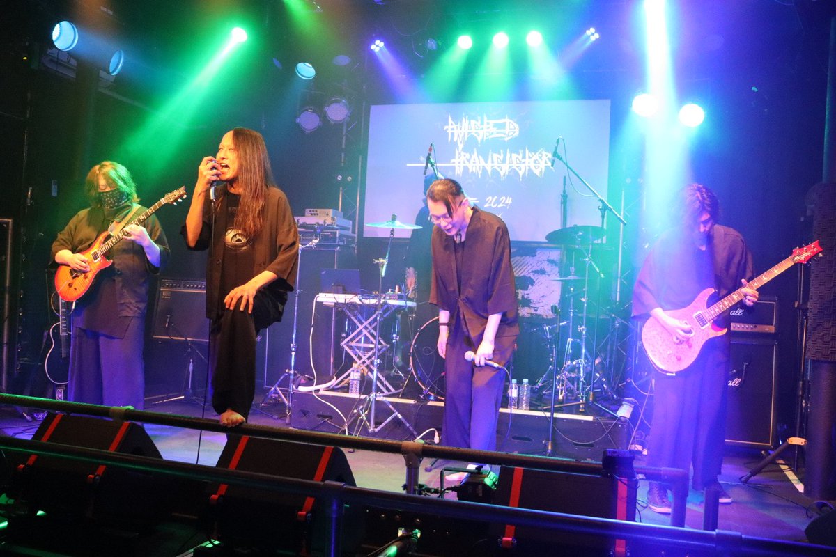 MARIN36459668's tweet photo. 11月22日(土)
Dark radiant Rock Fes.

Twisted Transistor

以前サンクルで見ました✨️
初々しくも演奏しっかりしてたイメージで、今回は今回で雰囲気違いましたー💨

#TwistedTransistor https://t.co/SeJlNCflJA
