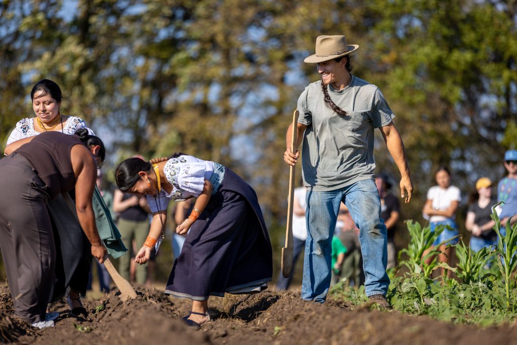Researchers from <a href="/UWMadisonCALS/">UW–Madison CALS</a> joined Tribal Nations at the 2025 Great Lakes Intertribal Harvest Gathering to share work on Indigenous food systems. Paul Amauta Lema (right) leads a demo of Kichwa corn-planting techniques. 📸 Michael P. King
Learn more: go.wisc.edu/47tnqr