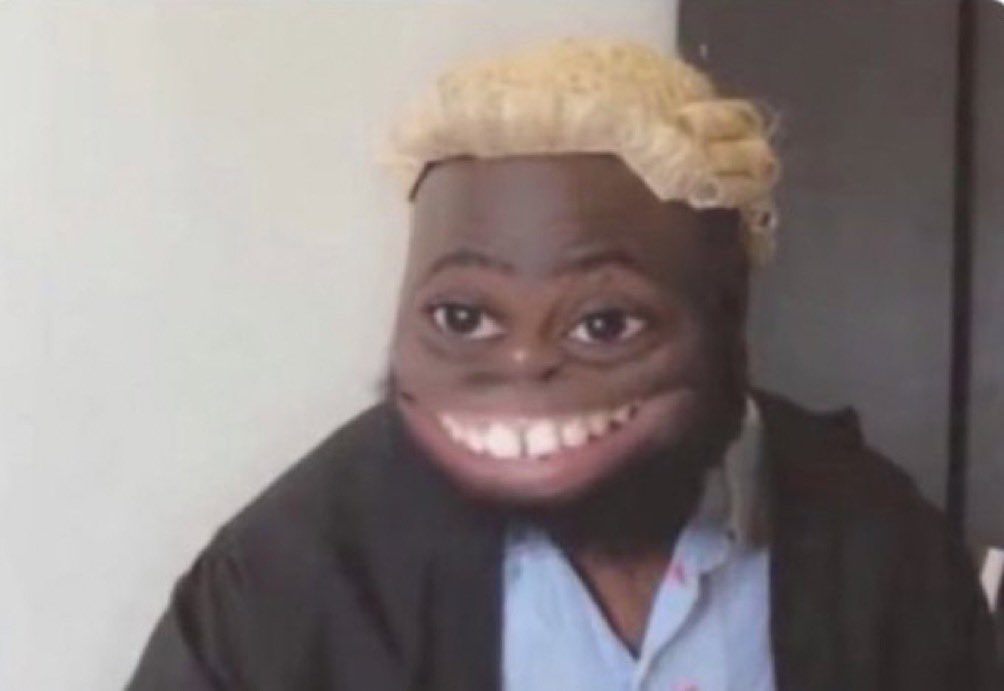 mrbayoa1's tweet image. I never see who de shout like this for first half 😂😂😂😂. Thank you Arteta for saving me from days like this 😂😂😂😂😂