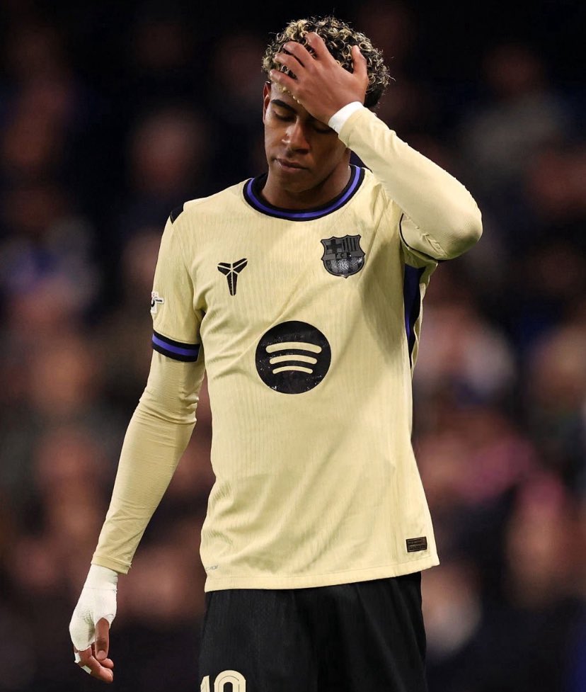 Xtra_Mello's tweet image. One word for this 18 year old.