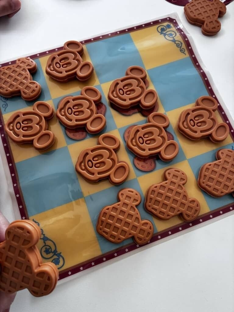 itm_nlab's tweet image. いろいろ遊べて2900円 

東京ディズニーリゾートの“新作ゲーム”、話題沸騰で品切れに　「コスパの良さも◎」「次に行ったら絶対買おう」
nlab.itmedia.co.jp/cont/articles/…