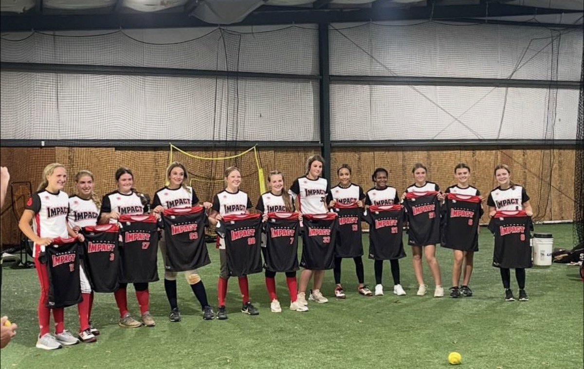 Brooklynevans09's tweet image. Last fall tournament and last tournament as Georgia Impact! Can’t wait to hit the field again in the spring, this time as Armor Elite! 
#armorup

@armoreliteoneal @ArmorEliteFP 

@LineDsoftball 

@ExtraInningSB 

@SoftbalAmerica 

@KateMalveaux @CoachMalveaux @rykerzc…