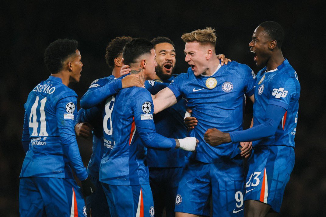 FoluboiNg's tweet image. If you’re a Chelsea fan retweet  AND let the world knows that we are the world champion for a REASON