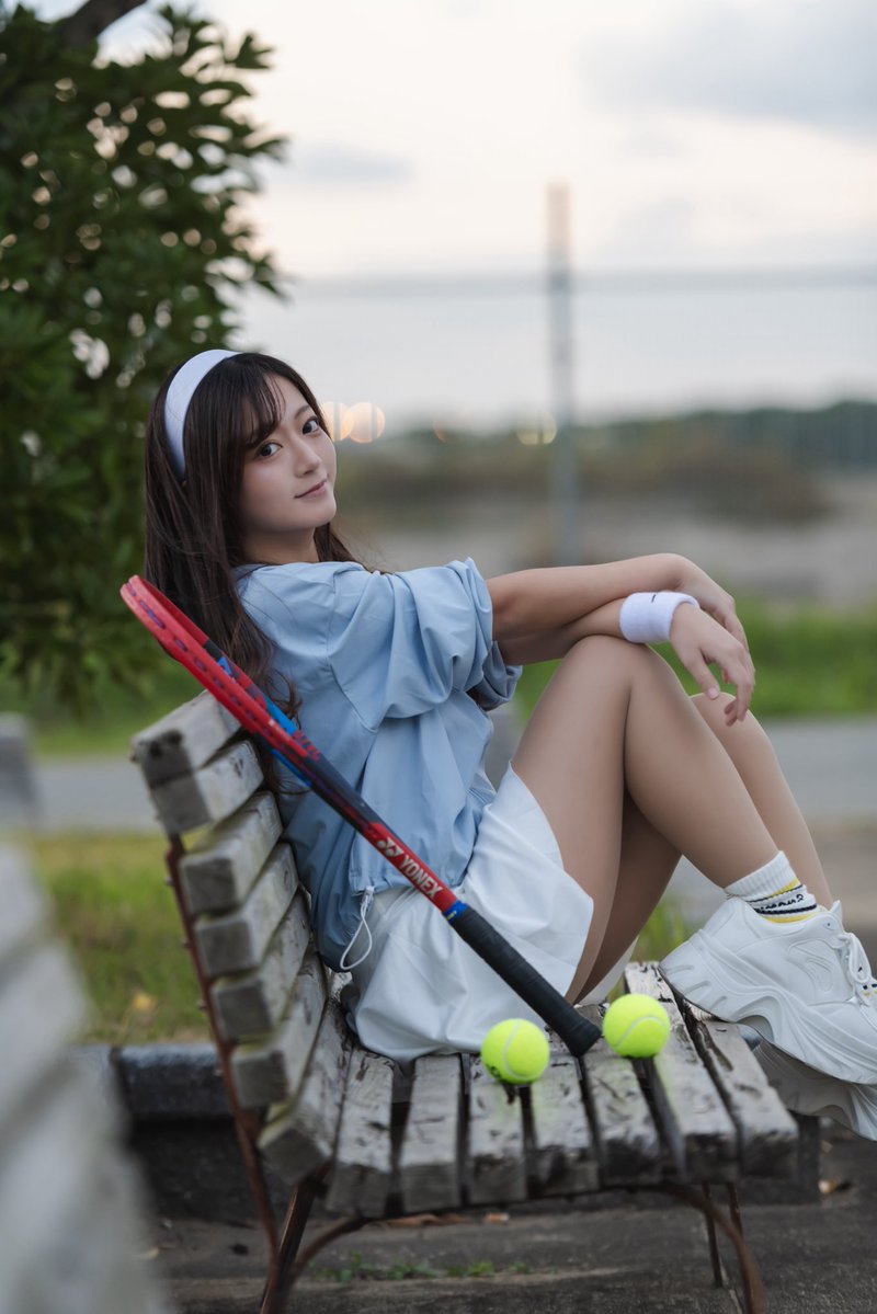 Yutap_ND85's tweet image. 気になるあの子と目が合うと🎾

model：最椛さん
(@mokazarashi )