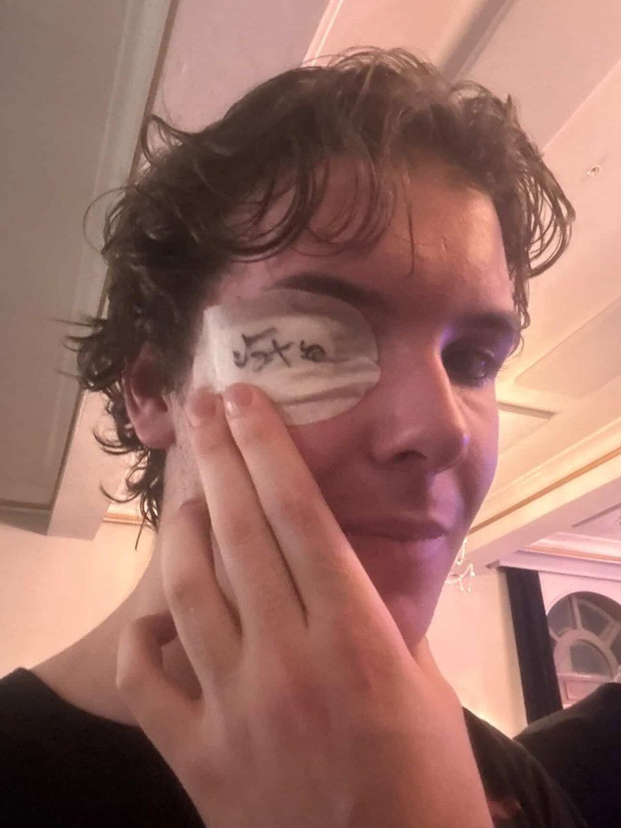 Dexter and The Moonrocks tweet media