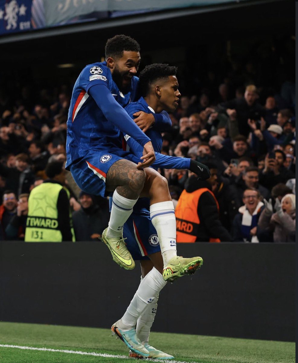 CFCEstevao_'s tweet image. Thank God for everything. Very happy for the win and the goal, all glory to Him.🙏🏽💙

Agradeço a Deus por tudo. Muito feliz pela vitória e pelo gol, toda glória a Ele.🙏🏽💙