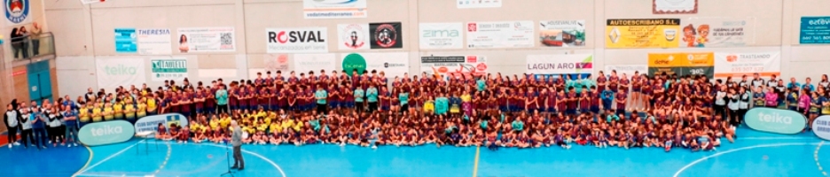 Balonmano
BM Marni temporada 2025-26. Presentación
BM Marni presenta sus 26 equipos de la temporada 2025-26 y anuncia la desvinculación del Levante UD. <a href="/Fbmcv/">#ComunitatDelHandbol 🧡💙</a>  <a href="/LUDbmmarni/">Balonmano Marni</a> 
wp.me/p29qcc-PRJ