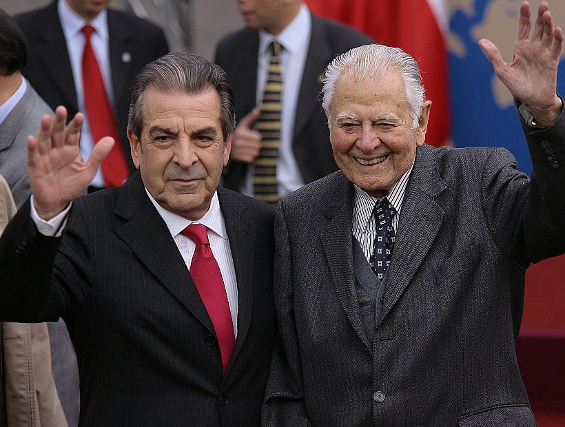 EduardoFrei_'s tweet image. Grandes Presidentes de Chile.

@PatricioAylwin_ @EduardoFrei_