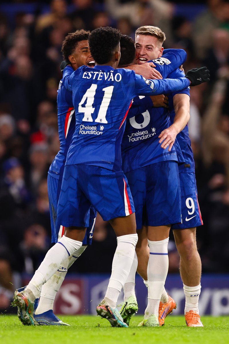 brfootball's tweet image. Liam Delap&apos;s first goal for Chelsea this season comes in the UCL against Barcelona 👊