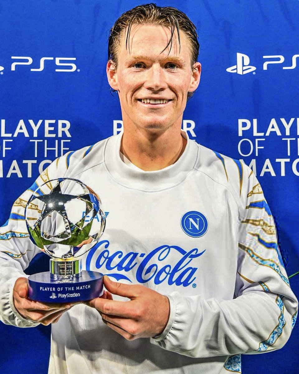 eurofootcom's tweet image. 🏴󠁧󠁢󠁳󠁣󠁴󠁿🏆 Scott McTominay. 😎