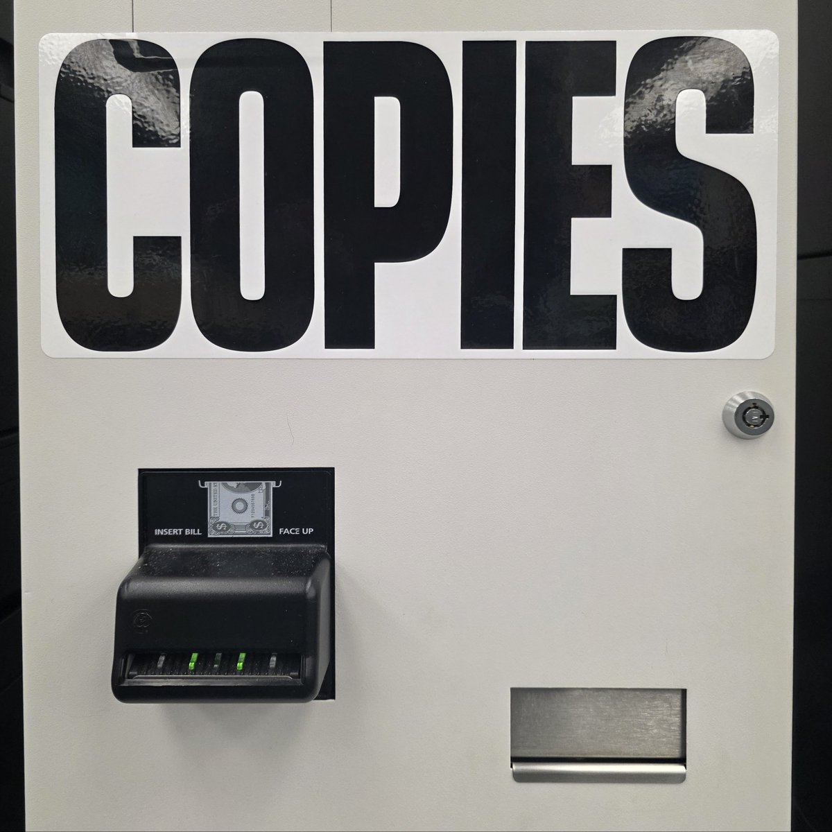 gatorstray's tweet image. You guys know marking it &quot;Emergency exit only&quot; pisses me off. Right?