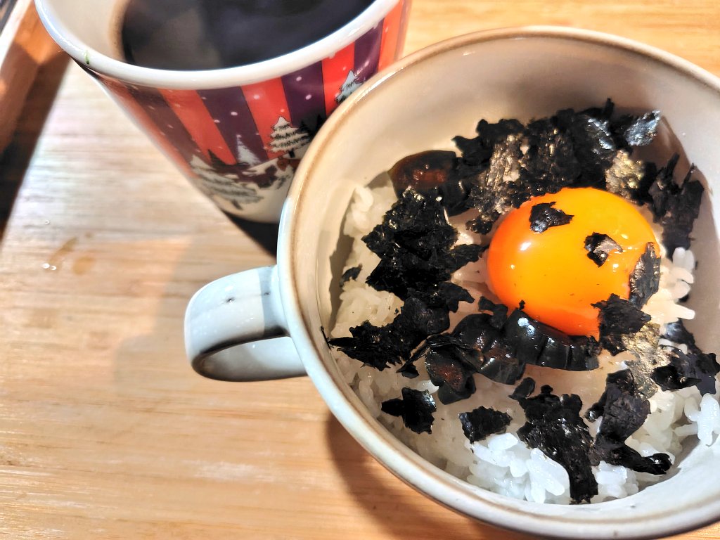 mimoiroblog's tweet image. 朝食🌅
海苔卵ご飯🍚
 #おうちごはん
 #あさごはん