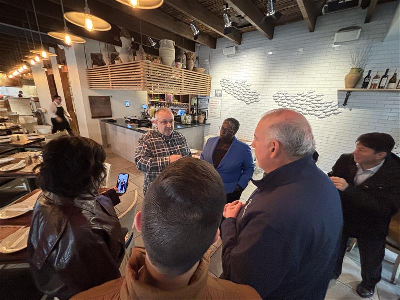 NYC_SBS's tweet image. Outdoor dining saved 100K jobs &amp;amp; countless #smallbiz during the pandemic - &amp;amp; forever changed how NYers experience their city &amp;amp; streets. 

If you&apos;re a business owner who wants to learn more about next year&apos;s outdoor dining season, visit nyc.gov/diningout