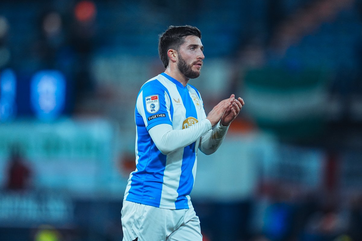 htafc's tweet image. Thank you for your support on the road this evening, Terriers 💙

We&apos;ll see you at home on Saturday afternoon. 

#htafc