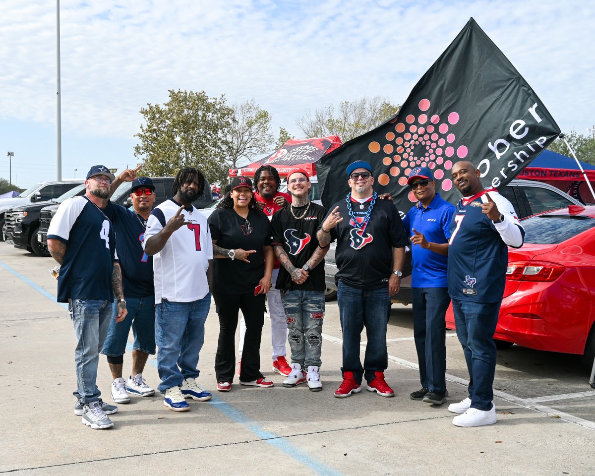 SpikeElectric's tweet image. Behind every great city are organizations quietly doing life-changing work. Open Door Mission Houston and Party Sober gathered for a Texans tailgate—bringing together community, purpose, and people committed to positive impact. #spikeelectriccontrols #missiondriven