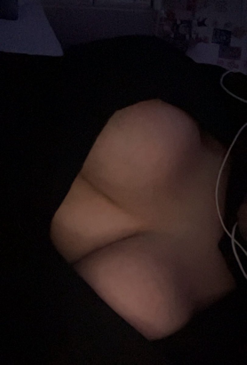 nauticalstartat's tweet photo. intro!
♱ 19 
♱ 🇲🇽🇯🇵
♱ hard kinks
♱ dms open
♱ i sell 

🏷️: #nsfw #nsfwtwt #cnc #findom #paypig #goth #chubby https://t.co/NvPRa5JeyR