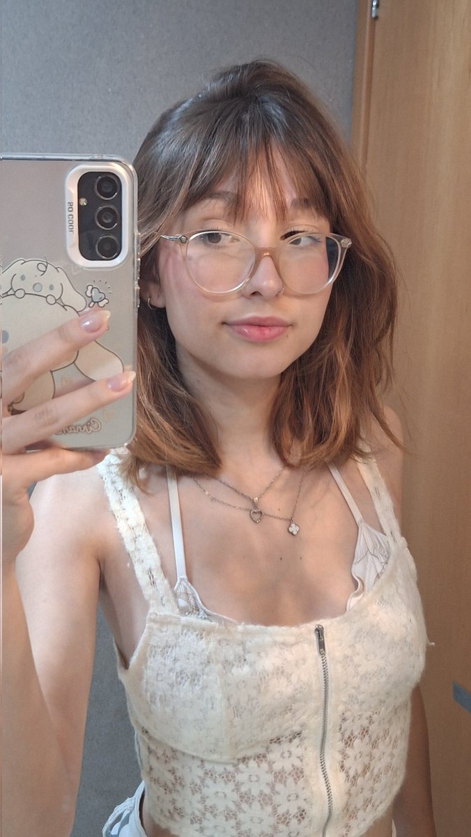 sannequinha's tweet image. publico alvo do rpg do cellbit btw