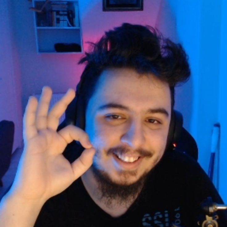 Yayıncı Mert Yılmaz (rraene) ve Bedirhan Yamalı (cordiseps)

"Abdullah Öcalan bebek katili bir teröristtir." Paylaşımı yaparak diğerlerinin aksine sessiz kalmadılar.