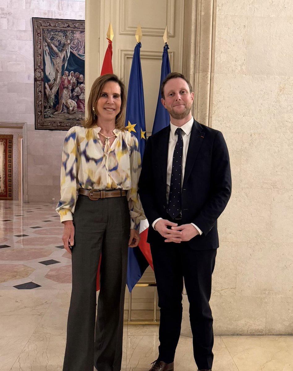 Visite de travail  à Madrid du Haut-Commissaire à la stratégie et au Plan, <a href="/CBeaune/">Clément Beaune</a> venu échanger et connaitre le travail de prospective réalisé par ses homologues espagnols. 
@strategieplan    @espana2050_futuro