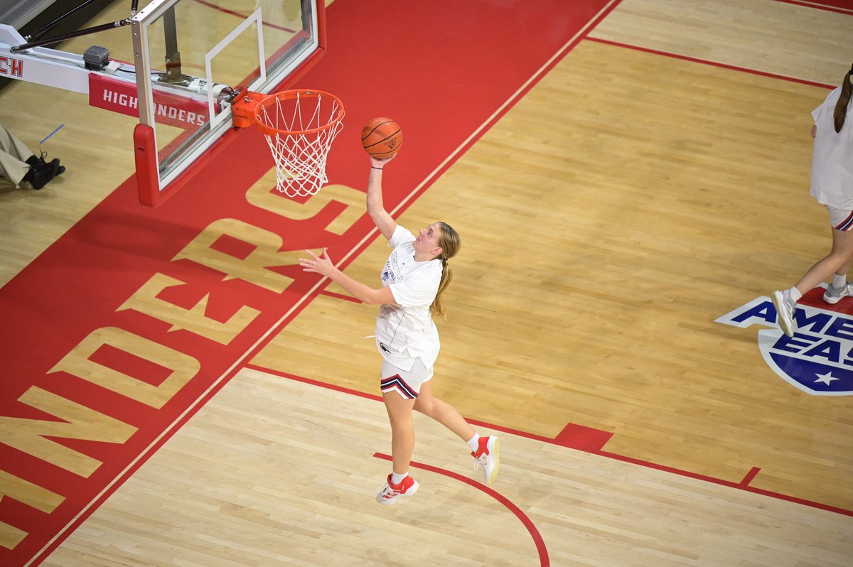 NJITWBB's tweet image. Shots up at the WEC. 

6pm tip vs FDU. 

#RollTech ⚔️