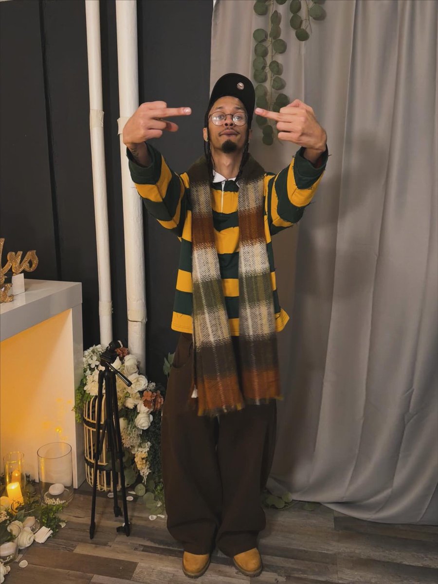 stackb4ustarve's tweet photo. 😘🖕🏼 https://t.co/pS4cRt9C0u
