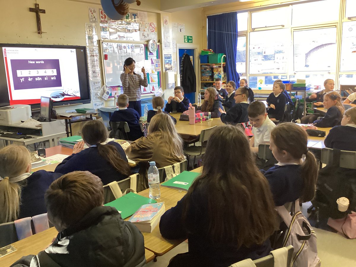 HolyChildPSBel's tweet image. P7b were learning to count in Mandarin during this week’s lesson with Miss Hu from the Confucius Institute at the University of Ulster.

#SharingCaringLearning @StudyAtUlster @UlsterUni #confuciusinstitute