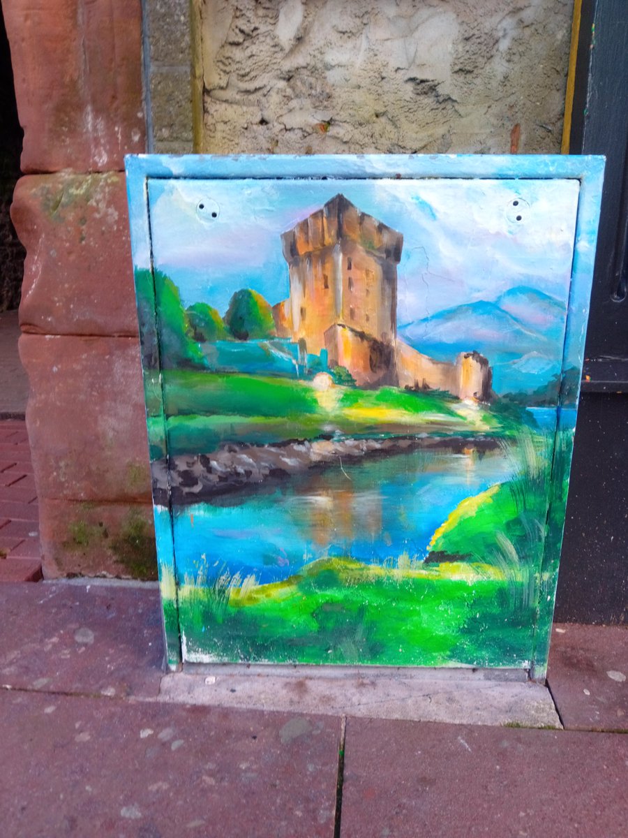 todayInIreland's tweet image. For the day that's in it. Art in Killarney.  

Ross Castle. 
Killarney, Ireland. 

#tiikillarney #publicart