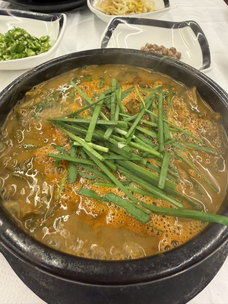 BackInMusashi's tweet image. 昨夜は久しぶりのドジョウ汁を本場の南原で。美味かった。