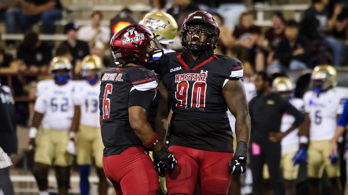 JordanLebDowney's tweet photo. Glad to say I will be taking my Official Visit to New Mexico State University this weekend @Coach_TSanchez @Coach_Ena @mjgaynor @MarioMocciaNMSU https://t.co/6CW9q0vU2x