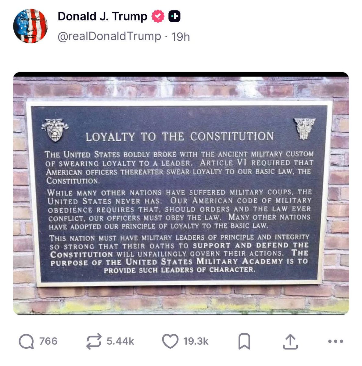 LMMFAO@TRUMP NO LOYALTY TO TRUMP , JUST LOYALTY TO THE LAW AND THE CONSTITUTION !