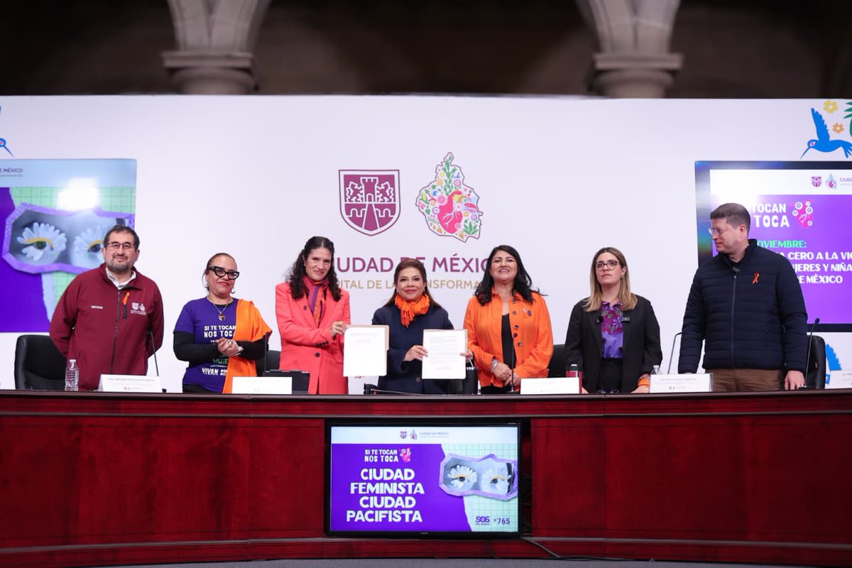 ClaraBrugadaM's tweet image. Presentamos un paquete de reformas para construir una #CapitalDeLaTransformación libre de violencia hacia las mujeres. Proponemos cambios al Código Penal para diferenciar la violencia de género de la violencia familiar, y fortalecer las sanciones por acoso y abuso sexual.…