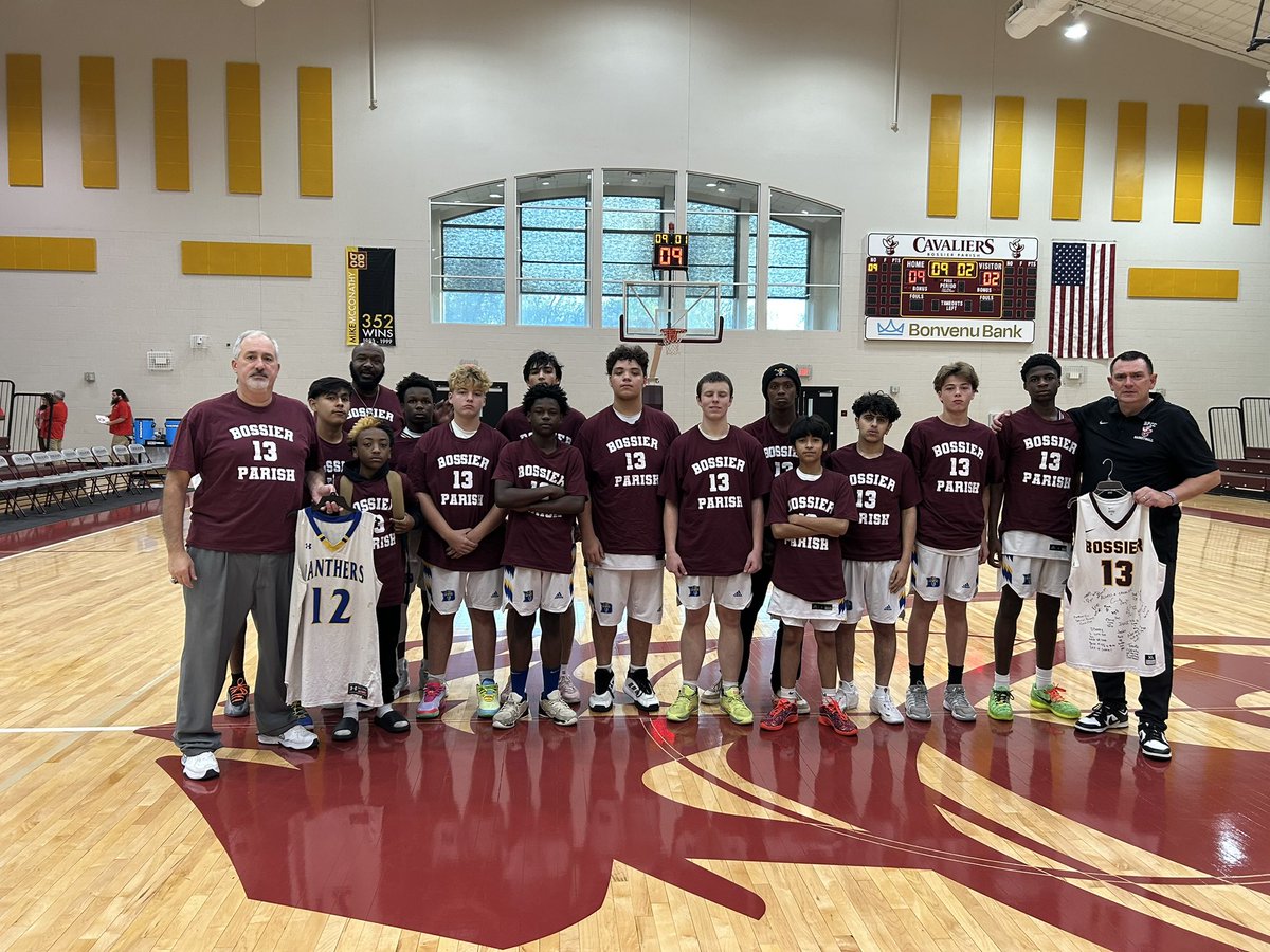 Huge honor to host the Fourth Annual Decari Markray Classic at BPCC the last two days with his high school team playing this final game this afternoon!
#LoveYourBrother