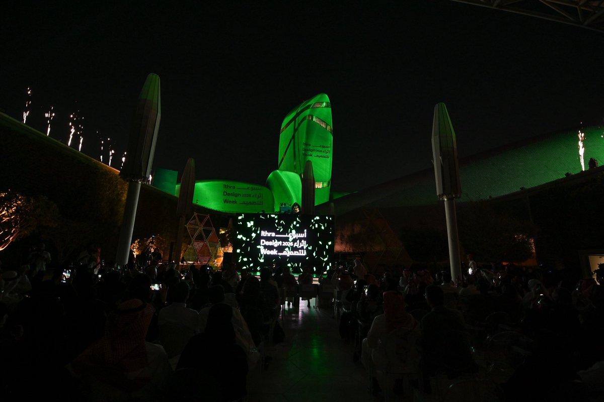 CARAVEL Magazine tweet media