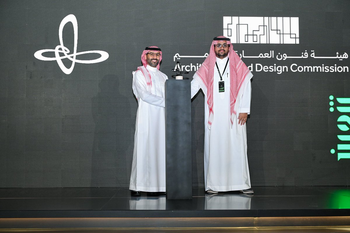 CARAVEL Magazine tweet media