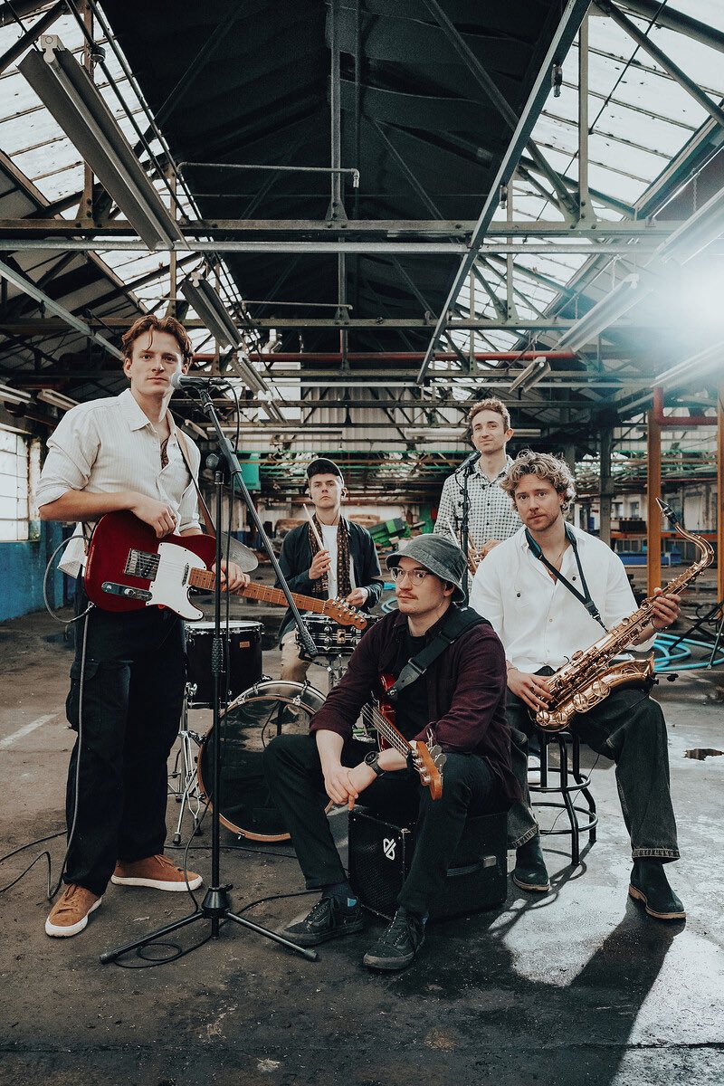 🚨 Bristol, The Louisiana, Friday 5th December <a href="/YOTDband/">Year of the Dog</a> 🚨 

Tickets below: ⬇️ 

headfirstbristol.co.uk/whats-on/the-l…