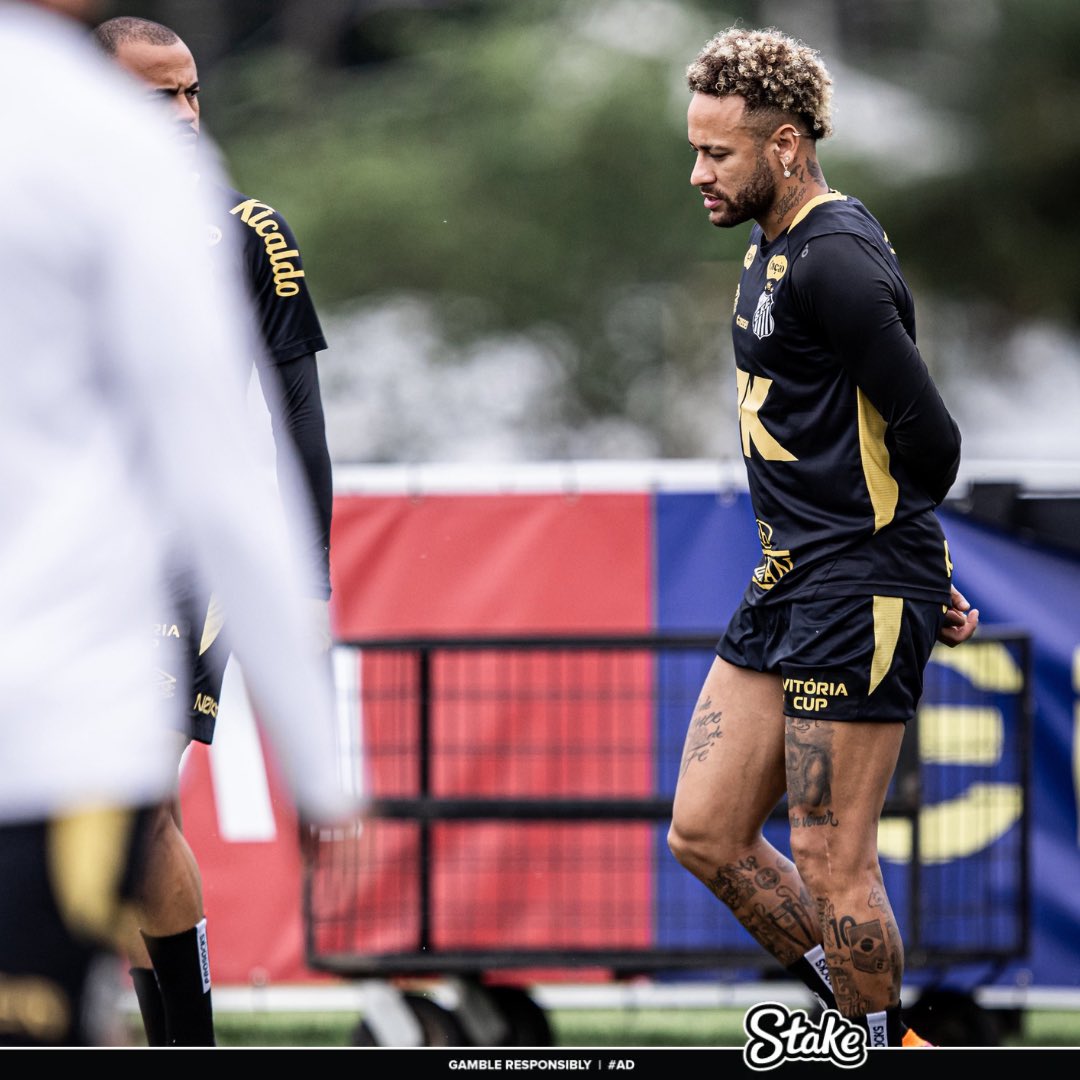 njdmarlon's tweet photo. 🚨 | Neymar sofreu uma lesão no menisco do joelho esquerdo e não deve mais atuar em 2025.

é foda… https://t.co/sFKrwLIoY8