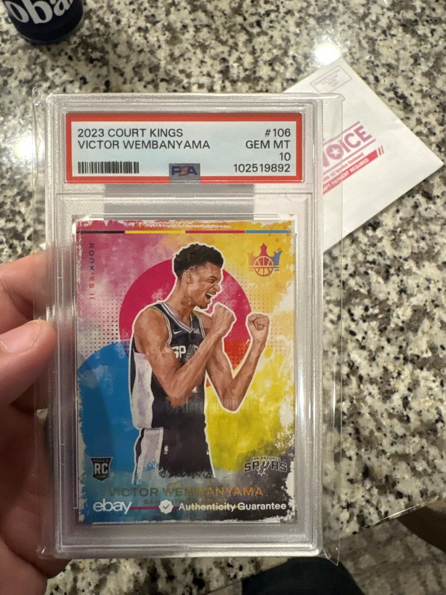 raymondrdz10's tweet image. Another good mail day. #GoSpursGo