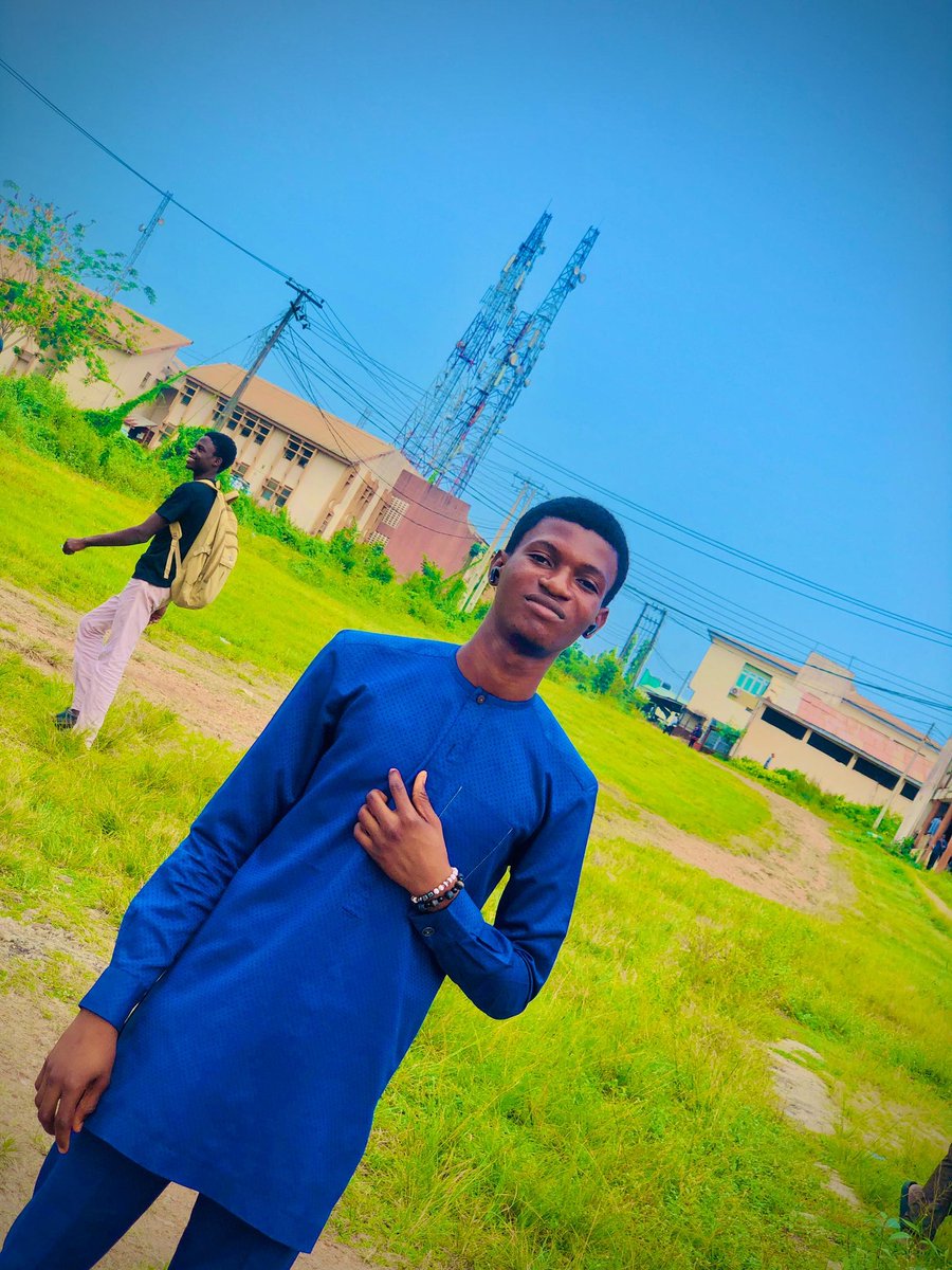 AdeolaEsuruoso's tweet image. Day 11 of Learning #Blockchaindevelopment
Still grinding the #basics ⚡
No code, just  the basic knowledge of:
NFT
Testnets
Oracles
DAO

#Web3 #9jaTech #GrowthInWeb3

x.com/AdeolaEsuruoso…